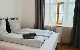 Greenhouse Apartment am Stadtplatz